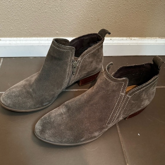 DIBA LAYLA Taupe Suede Leather Side Zip Shoe Bootie Ankle Boot Bootie Western - Picture 14 of 15